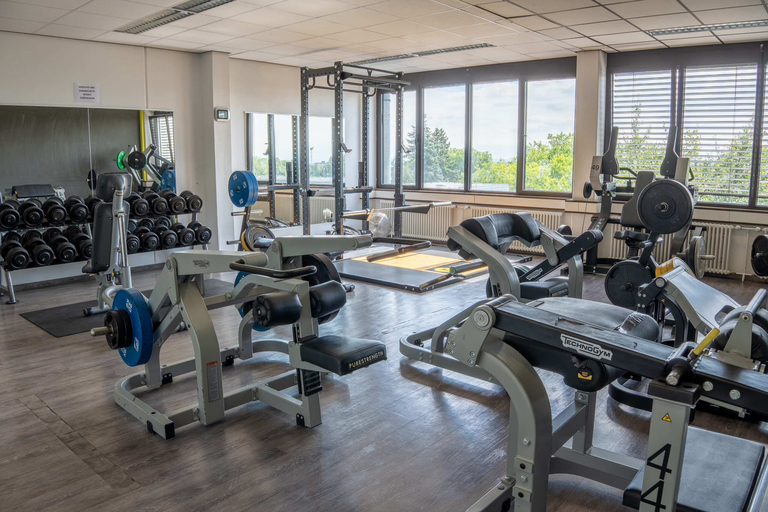 YOU FIT Fitnessstudio